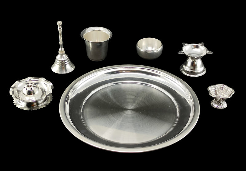 NOBILITY Silver Plated Pooja Thali Set 7 Inch with Plate Diya Glass Bowl Dhup Dan Ghanti Kumkum Holder Puja Decorative Items for Home Mandir Office Wedding Return Gift Items