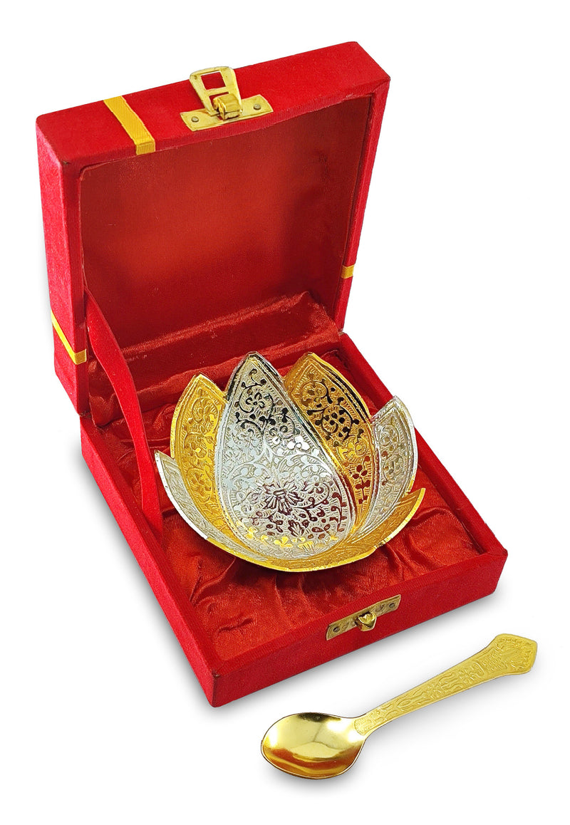 NOBILITY Bowl Spoon Set Gold and Silver Plated Leaf Shaped Designed with Velvet Box Dry Fruit Dessert Serving Sets Friends Family Home Decorative Corporate Gifts Wedding Return Gift