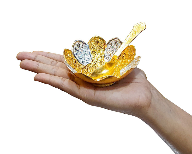 NOBILITY Bowl Spoon Set Gold and Silver Plated Leaf Shaped Designed with Velvet Box Dry Fruit Dessert Serving Sets Friends Family Home Decorative Corporate Gifts Wedding Return Gift