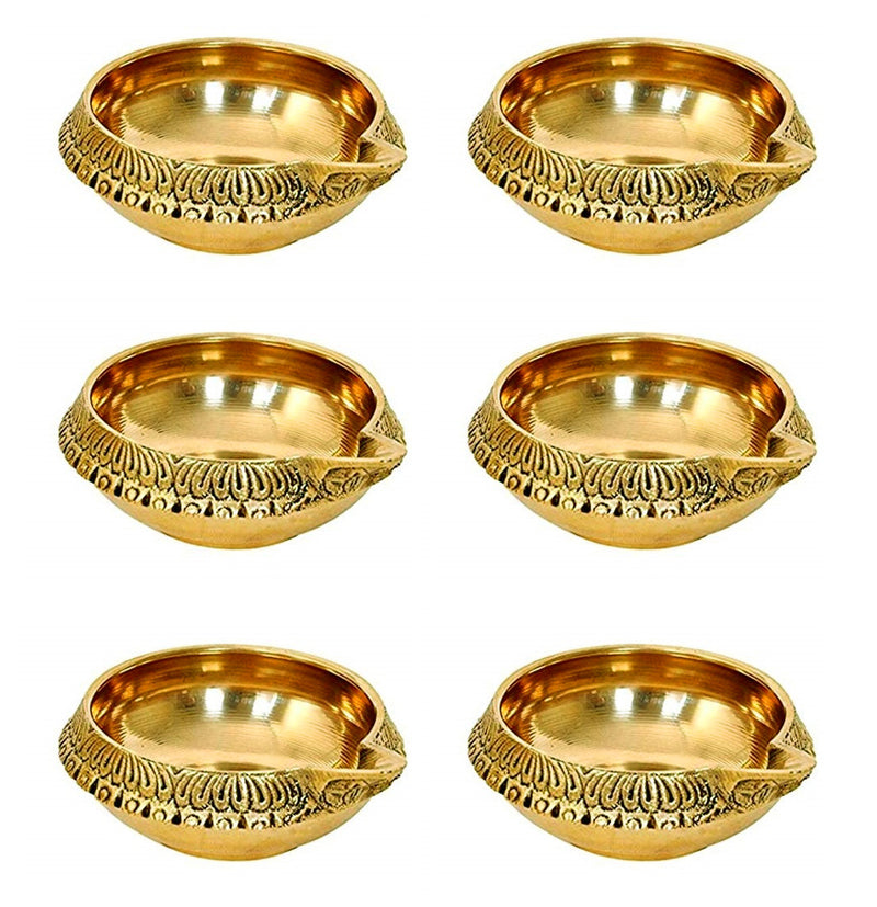 NOBILITY Kuber Diya Small Brass Handmade Oil Lamp with Golden Engraved Made of Virgin Brass Metal Diwali Diya Vilakku for Diwali Decoration Puja Traditional Indian Deepawali Pooja Gift Items